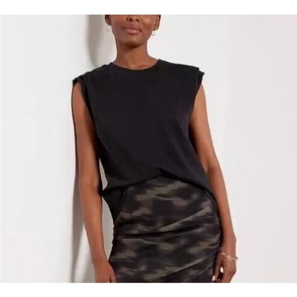 Evereve Women's Black Yara Strong Shoulder Knit Tank Top Sweater Size S - Picture 1 of 6